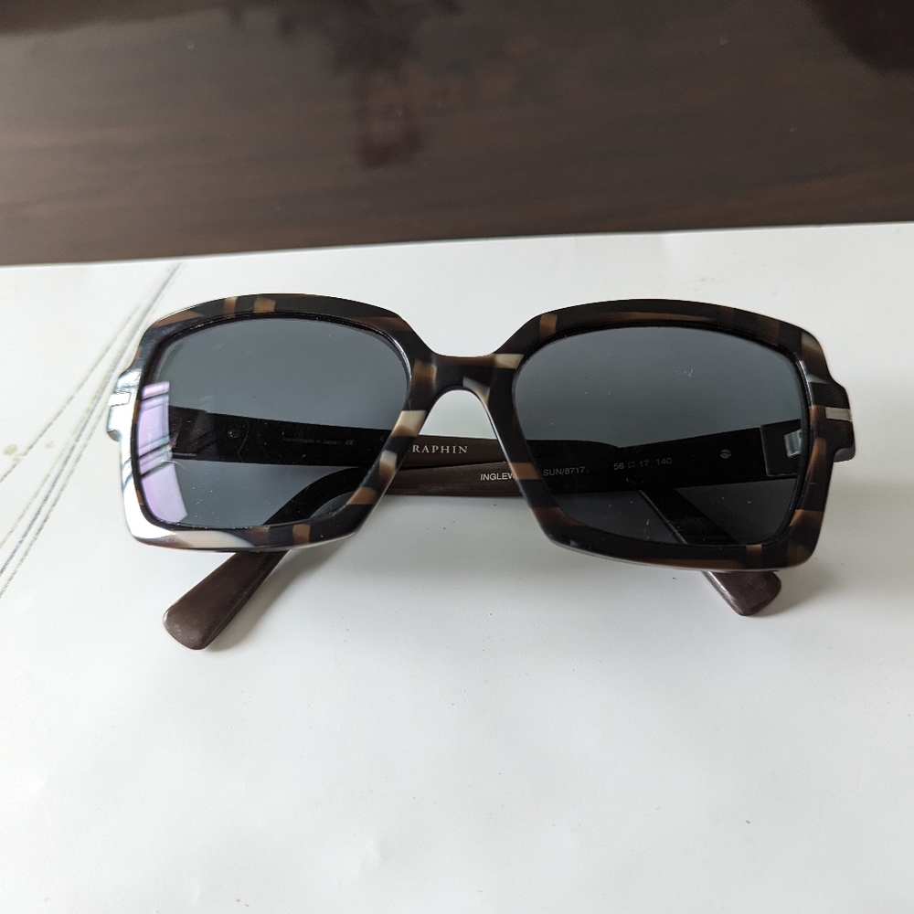 Glasses. - Picture 5 of 7